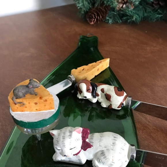 Vintage Green Flat wine Bottle Cheese Plates with Four Cheese Utensils. - Picture 2 of 10